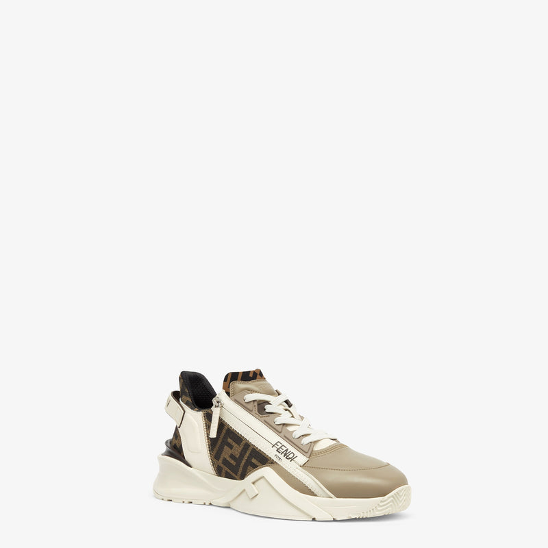 Fendi Flow
Beige leather low-tops