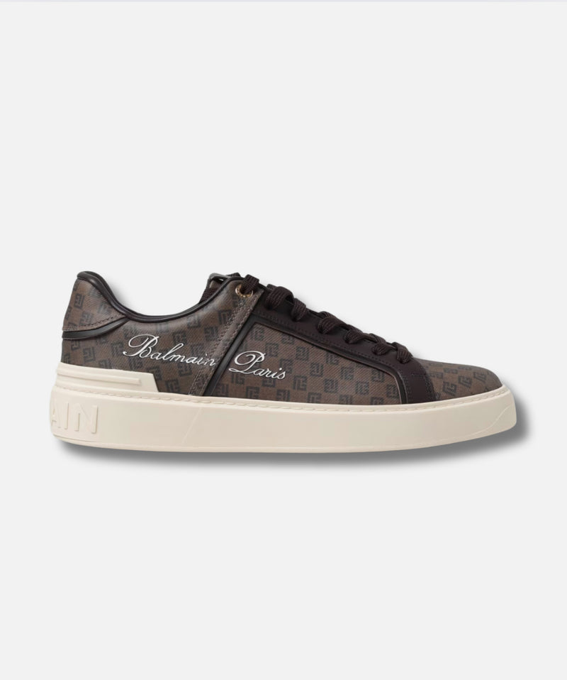 BALMAIN
Sneakers B-COURT